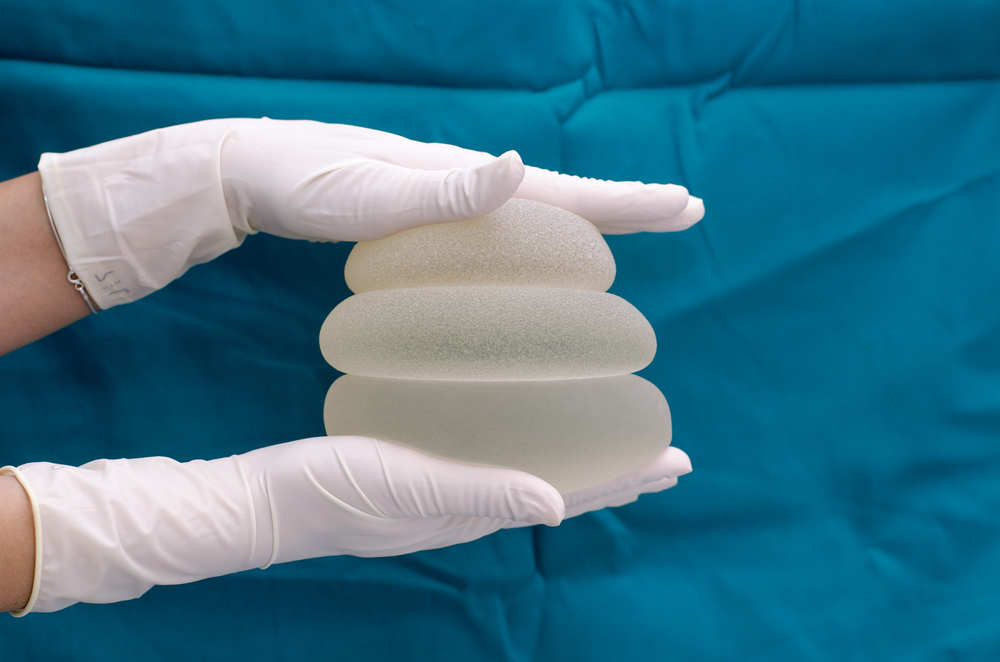 Prótese de silicone após gravidez